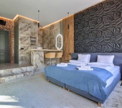 дизайнерский люкс с ванной в Tuchkov hotel