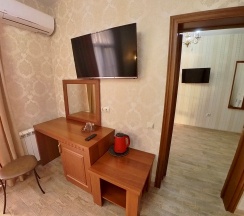Семейный двухкомнатный с балконом в Гриф