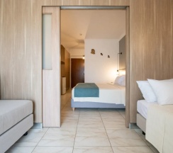 Двухместный номер семейный (2 отдельные кровати) в Selini Suites