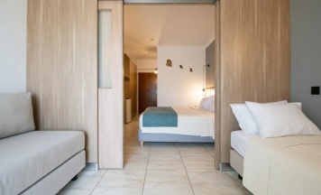 Двухместная студия Superior (2 отдельные кровати) в Selini Suites