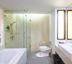 Номер семейный с видом на море в Karon Phunaka Resort