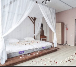 Полулюкс с кроватью кинг-сайз с балдахином  в Villa santarina