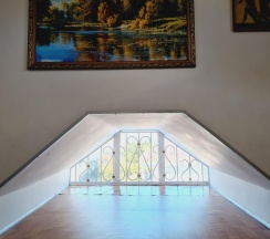 4-местный номер стандарт семейный (мансарда) в Золотой Лев