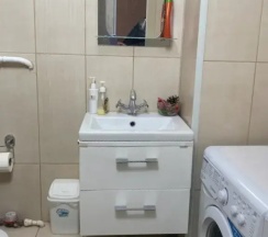 Апартаменты с красивым видом из окна в Квартира Уютная у подножья горы Железная