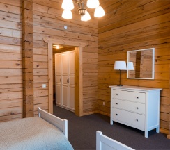 18-ти местный дом в Прибрежном поселке в Бутик