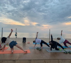 Стандартный номер с балконом на двух гостей и видом во двор (Корпус Б) в Оптимист