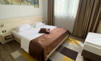 Трёхместный номер Standard в Hotel National