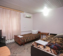 Коттедж с 2 комнатами в Гостевой дом