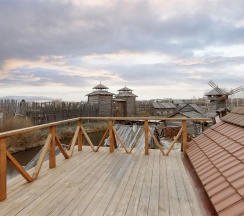 Боярский дом (цена за 8 гостей, включена русская баня 2 часа) в Горячие ключи