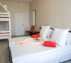 2-комнатный номер эконом семейный (мансарда) в Maxrooms дача Левитана под Плёсом