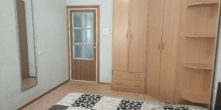 Актау: Отель 2х комнатная кв., 11 мкр., 2 этаж