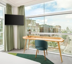 Двухместный номер Corner Executive двуспальная кровать в Room Mate Aitana, Amsterdam