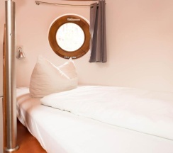 Трёхместный номер Standard в Qbe Hotel Heizhaus Berlin