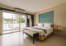 Двухместный номер Standard с балконом в TIRAS Patong Beach Hotel