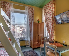 Стандарт без удобств с видом на Спас-на-Крови в У Дома Книги