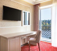 Junior Suite River view в Hotel Villa MARALIS