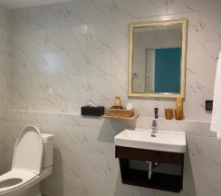 Бунгало с 2 комнатами в Le Petit Saint Tropez