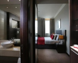 Двухместный номер Superior (двуспальная кровать) в Ramada by Wyndham Abu Dhabi Downtown