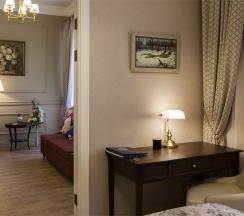 Люкс " Альфред фон Вакано" в Дом Cивре