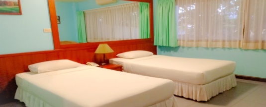 Двухместный номер Standard 2 отдельные кровати в Birds and Bees Resort