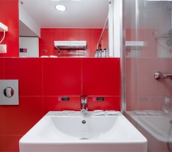 Стандарт Улучшенный двухместный с двумя кроватями в Marins Park Hotel Новосибирск