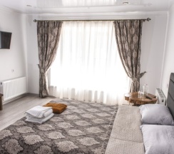 Семейный люкс в Emerald