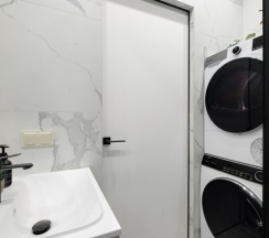 Комфортная студия с видом на набережную в Happy House - Люблинская