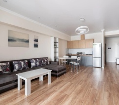 Студия c 1 комнатой в Bg Apartments