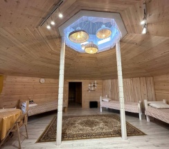 Пятиместный номер Standard с красивым видом из окна в Саянский Марал Аршан