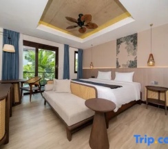 Двухместный номер Deluxe с видом на бассейн двуспальная кровать в Howard Johnson by Wyndham Phuket Naiyang