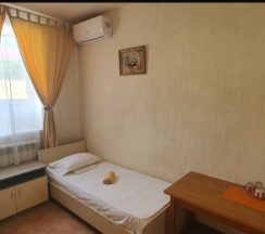 Комната в Лето