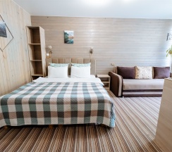 Четырехместный номер с балконом в Green Park Arkhyz&SPA