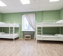Спальное место в общем 10-ти местном номере в Story Hostel
