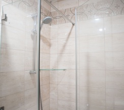 Семейный двухкомнатный в Акрополь