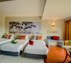Трёхместный номер Family в Sino House Phuket Hotel