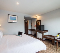 Номер Superior с балконом и с видом на город в Savotel