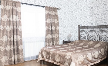 Номер стандарт с 1 двуспальной кроватью в Гостевой двор