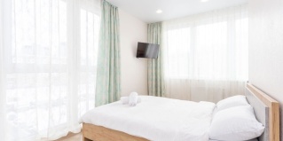 Минск: Апартаменты Квартира на сутки Маяк Минск Метро 5 мин Wi-Fi Кондиционер Кухня объединена с жилой зоной Отдельная спальня Отчётные документы