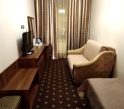 Стандартный одноместный  номер с  односпальной кроватью в My Favourite Garden Hotel