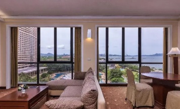 Двухместный люкс Grand с видом на море двуспальная кровать в Ambassador City Jomtien Pattaya - Ocean Wing