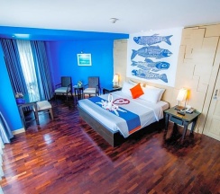 Двухместный номер Deluxe seafront двуспальная кровать в Seabreeze Jomtien Resort