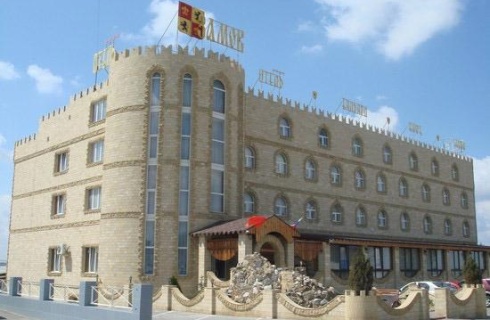 рп. Городище: Отель Замок