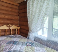 Домик у реки в Хекселя