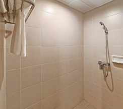 Номер Superior с балконом и с видом на бассейн в Savotel