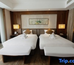 Двухместный семейный номер Superior с видом на море 2 отдельные кровати в Jinghai Hotel & Resort