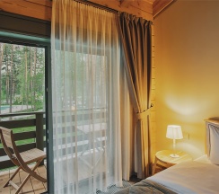 Номер Классик с двуспальной кроватью c видом на гору и балконом в Grand Chalet Altay