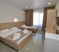 Корпус Андорра Стандарт Плюс без Балкона в Family Pride Inn Прайд