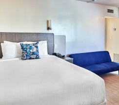 Двухместная студия в Caribbean Resort Suites