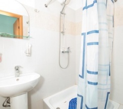 Номер 2 категории," Стандарт" -3 в Ладомир на Садовой