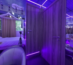 Двухместный номер Стандарт №8 двуспальная кровать в Gipnoz